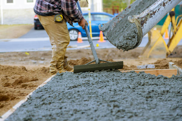 Best Custom Concrete Contractor  in Pinole, CA